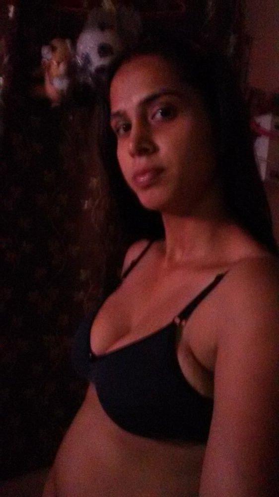 25P indian bhabhi needs exposure