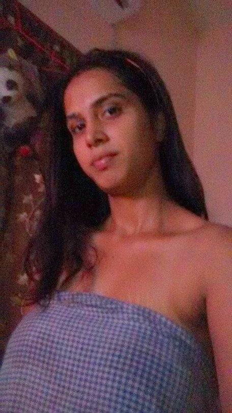 25P indian bhabhi needs exposure