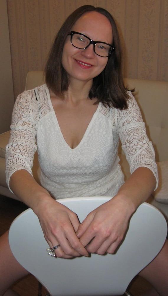 25P My Finnish friends wife 4