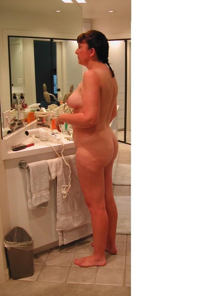 23P Hot wife Elise from Jersey