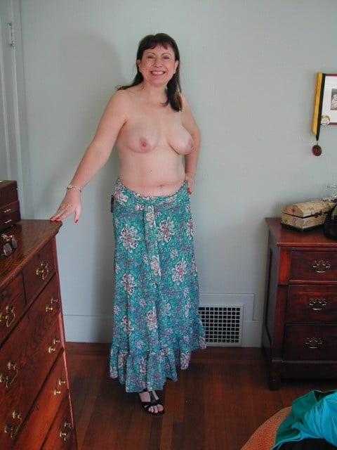 23P Hot wife Elise from Jersey