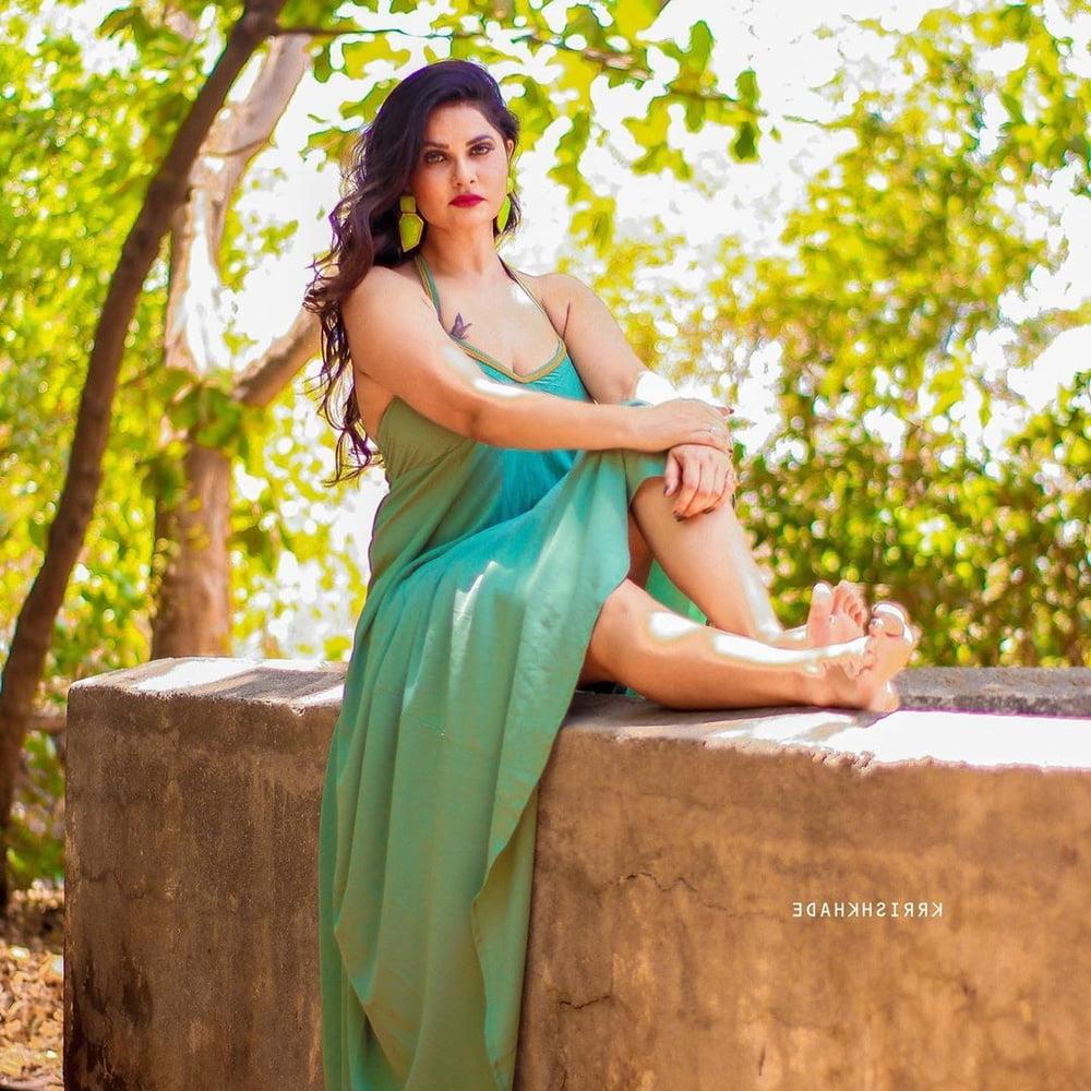 25P Indian Model Aabha Paul Collection