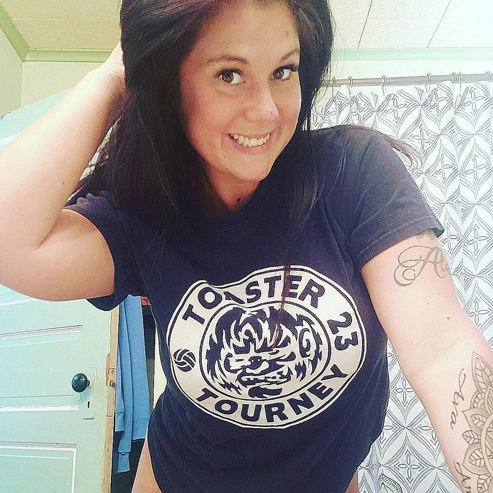 25P Hot Latin Wife