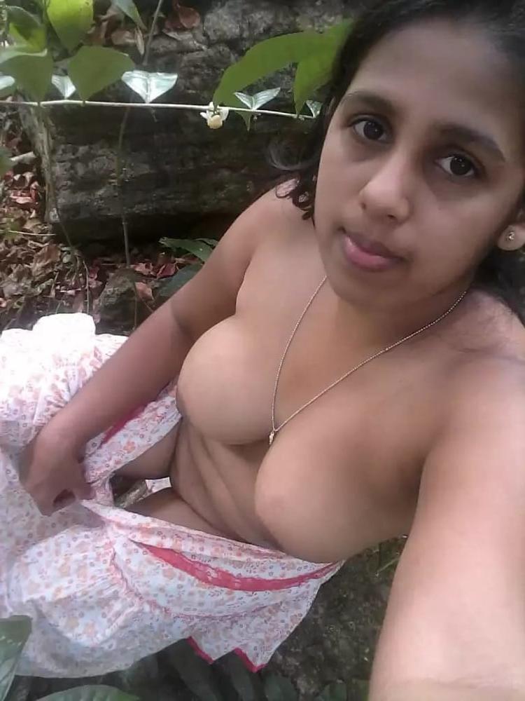 24P Indian sexy girl show her boobs