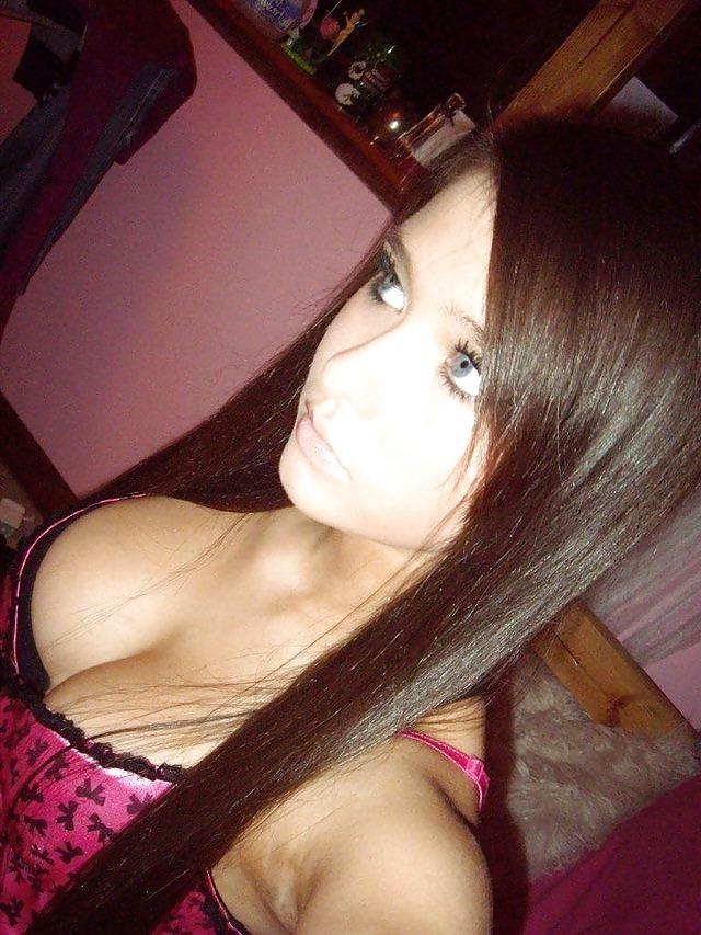 25P Crazy Naughty Girls 2