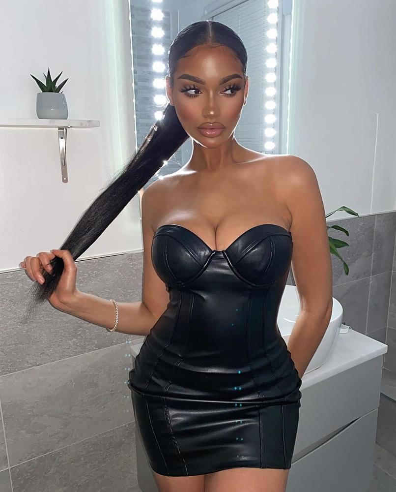 25P Gorgeous Ebony Big Ass Nice Tits &amp; DSL