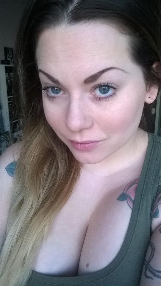21P elina_89 - a great german webslut