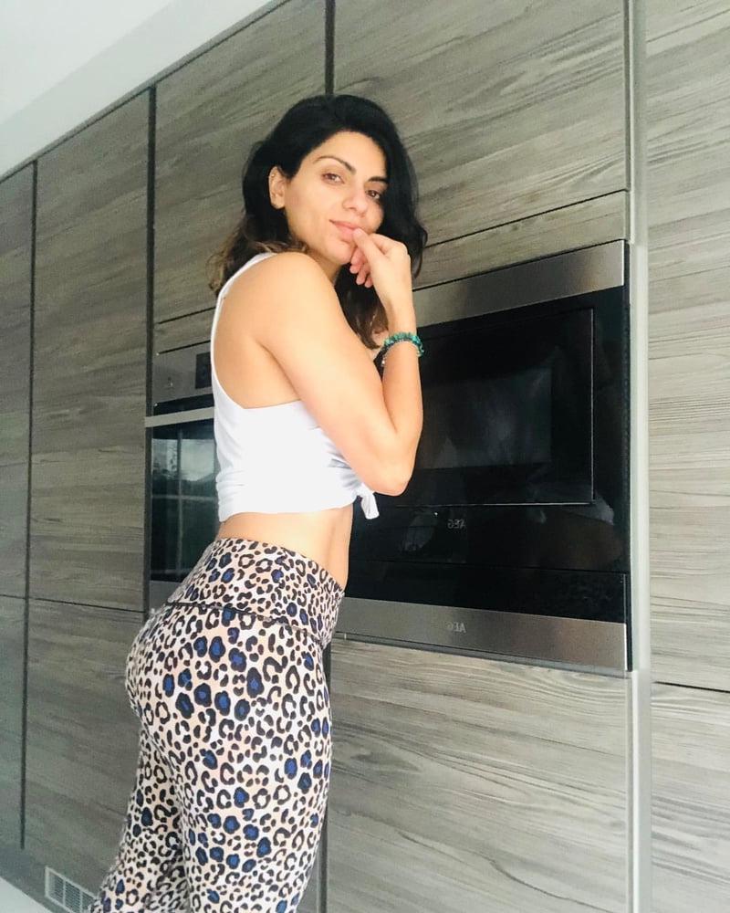 18P Indisches MILF-Arschmodell
