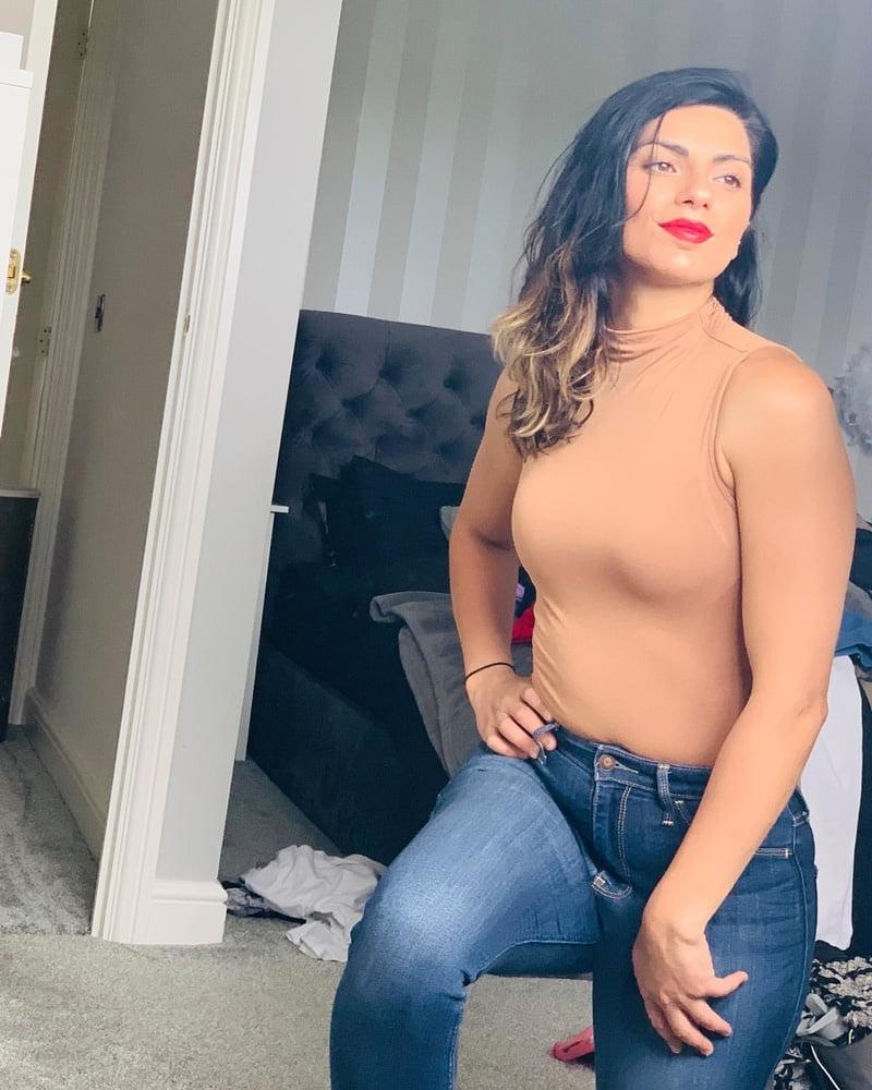 18P Indisches MILF-Arschmodell