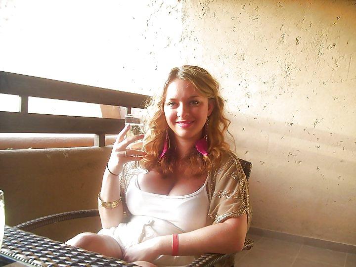 25P Huge boobs from the net 8