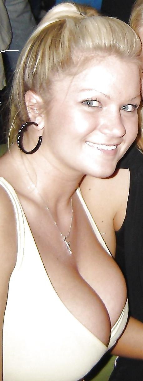 25P Huge boobs from the net 8