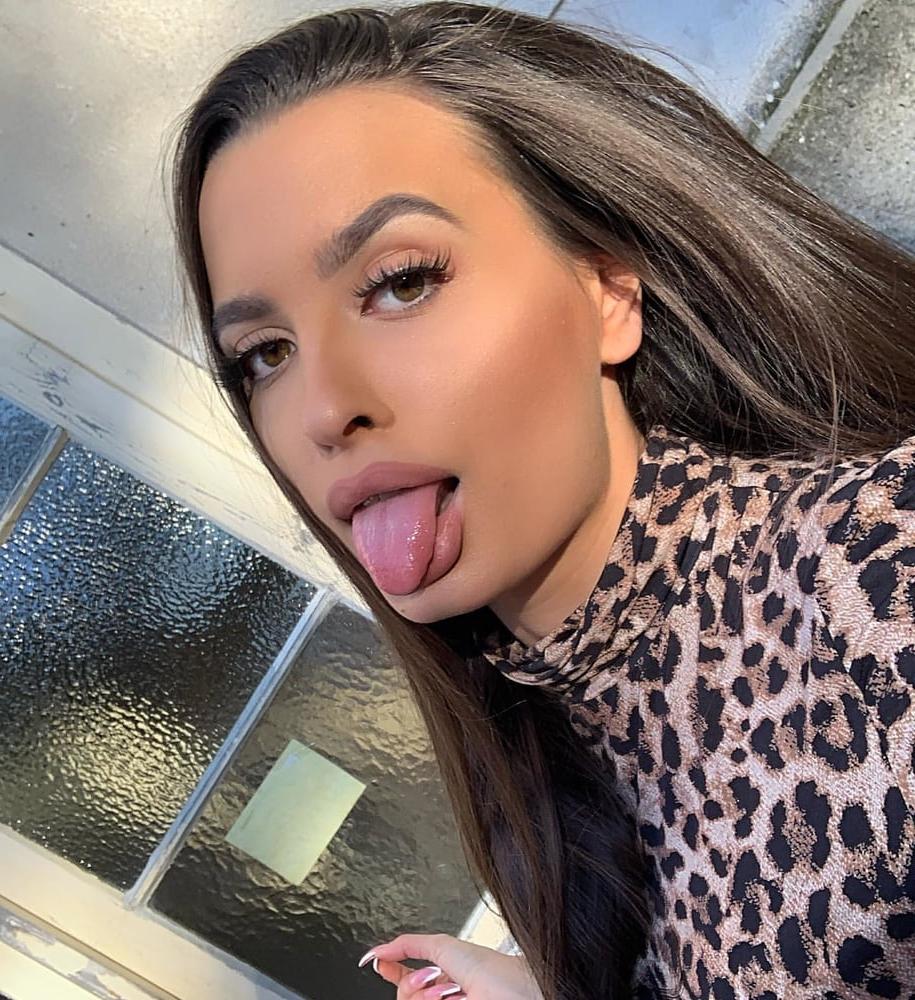 25P Serbian hot slut girl beautiful big ass Milica Micic