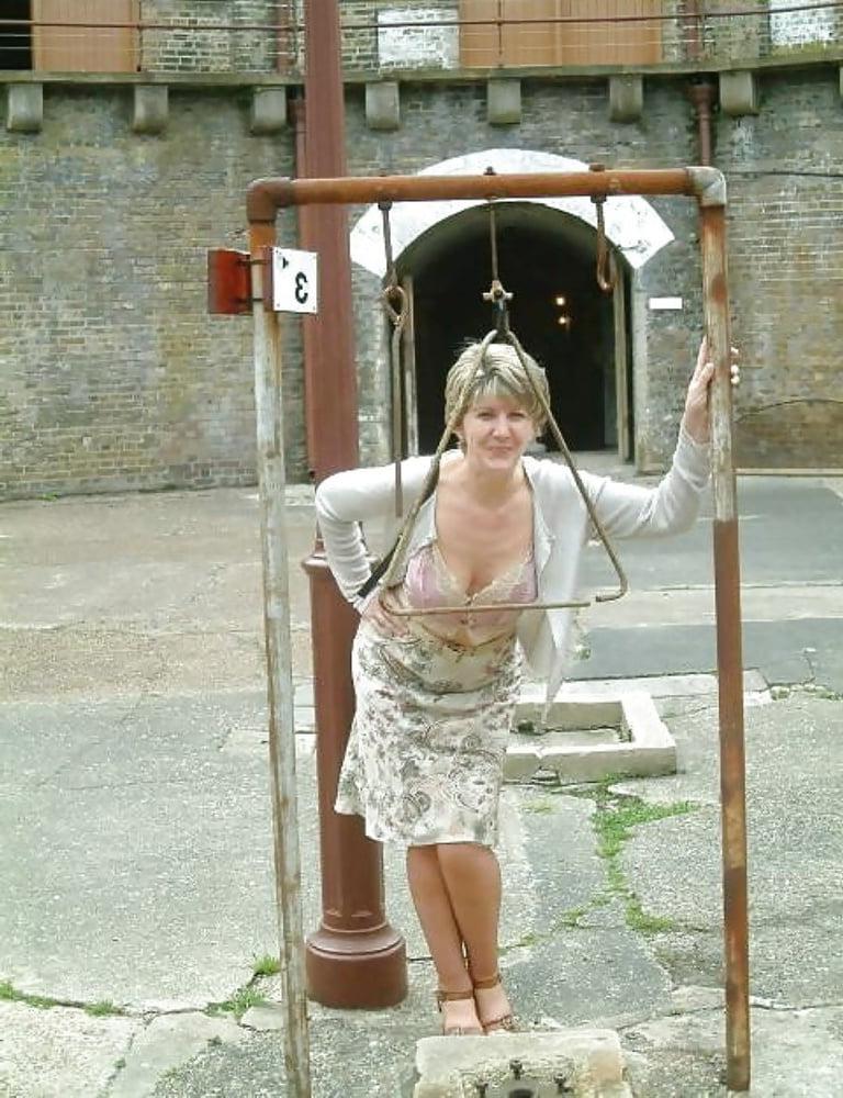 24P Dirty Wife