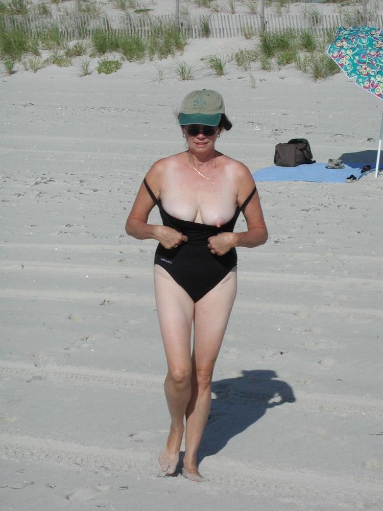 16P Wife Nude in Public