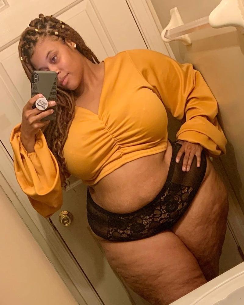 25P Thick Ebony
