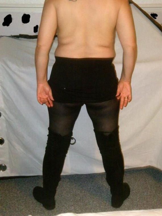 9P black skirt and boots