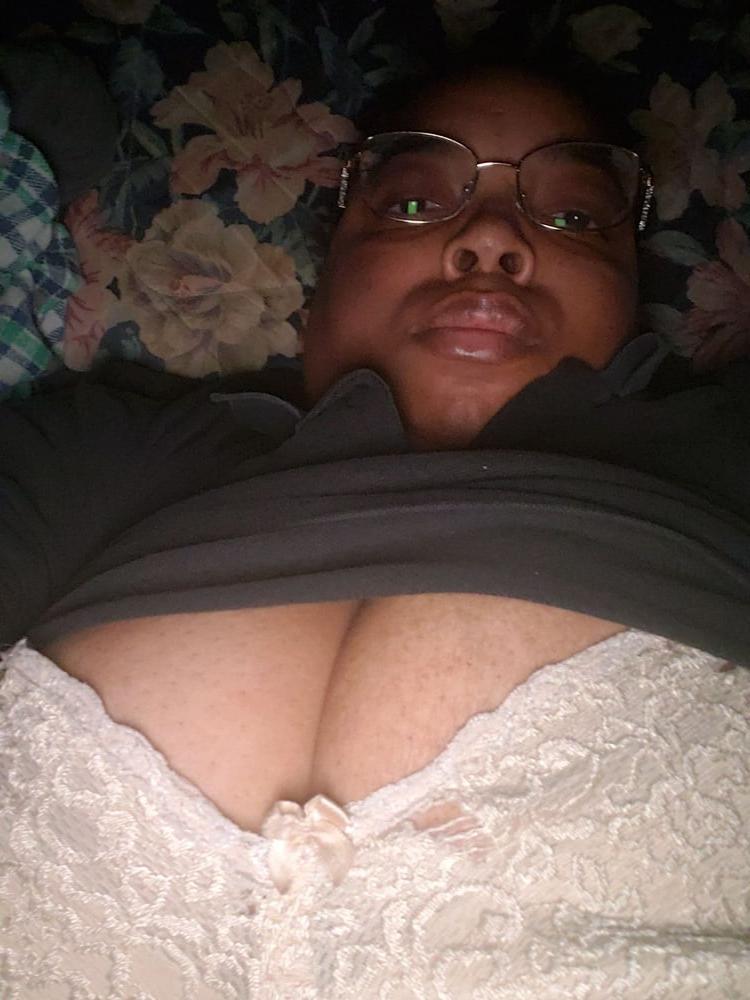 10P Amateur Black Milf