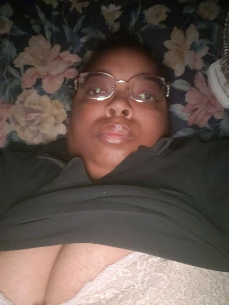 10P Amateur Black Milf