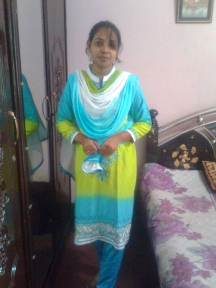 9P Stripping Wife desi indian