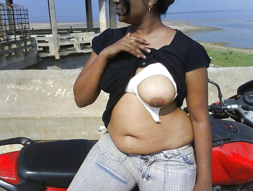 12P Indian BooB And Suck.