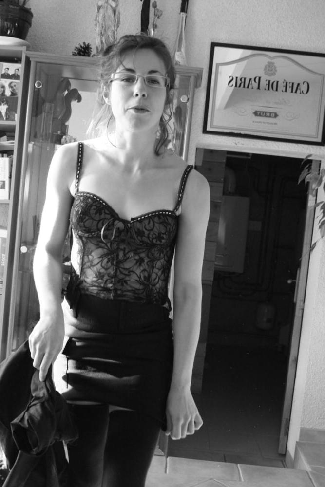 23P petite robe noir