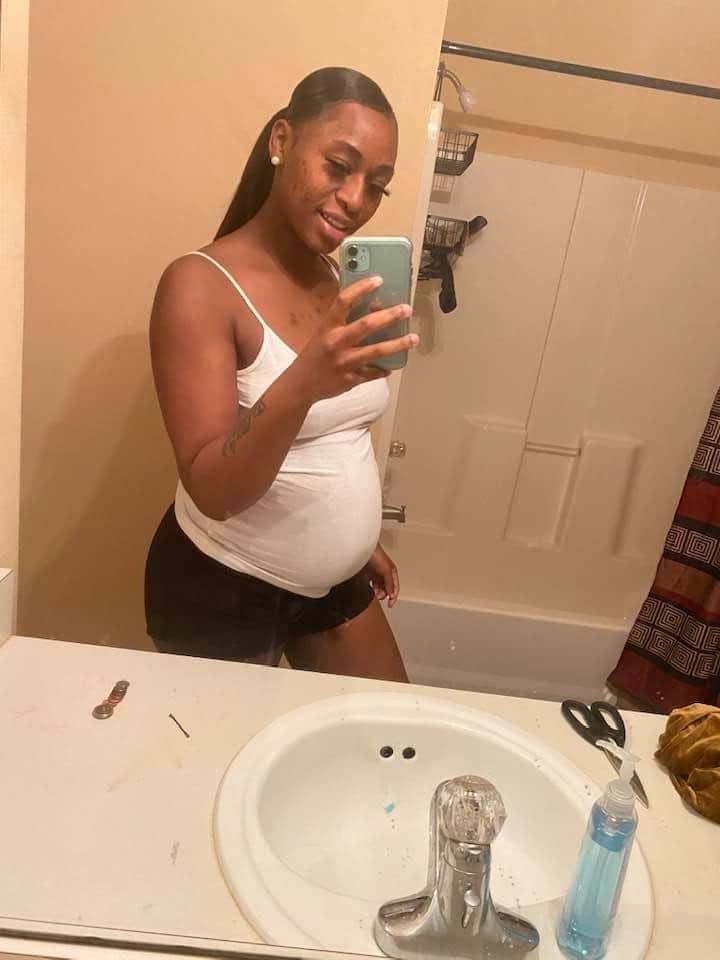 25P Ebony Beard Pregnant