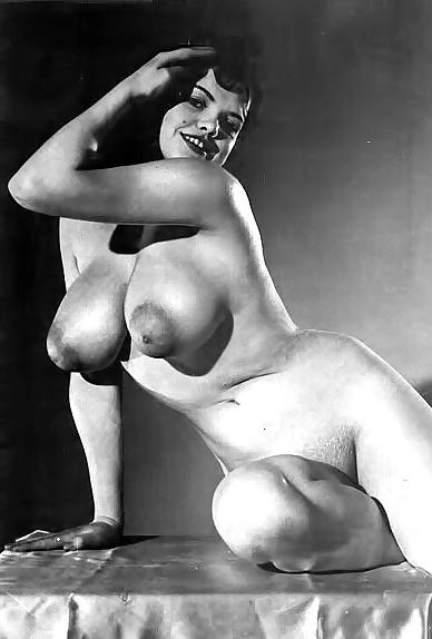 25P Beautiful Vintage Boobs 3 by TROC