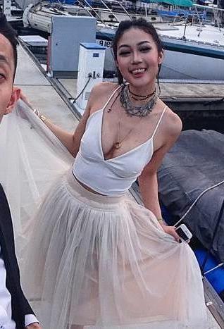 23P Malaysian singer Abbey