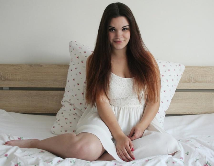 25P Horny german teen Lara
