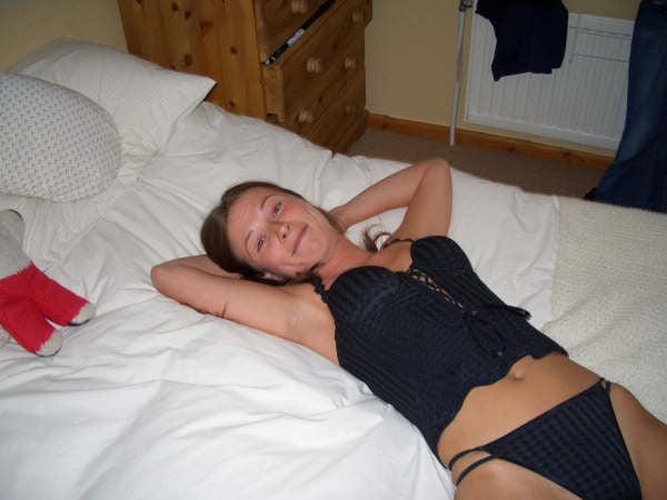 25P My wife Allison from London