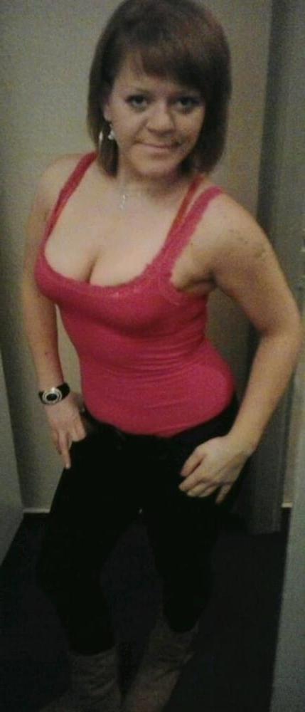23P She's my daughter's girlfriend Edina Big bitch big ass