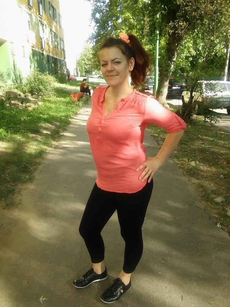 23P She's my daughter's girlfriend Edina Big bitch big ass