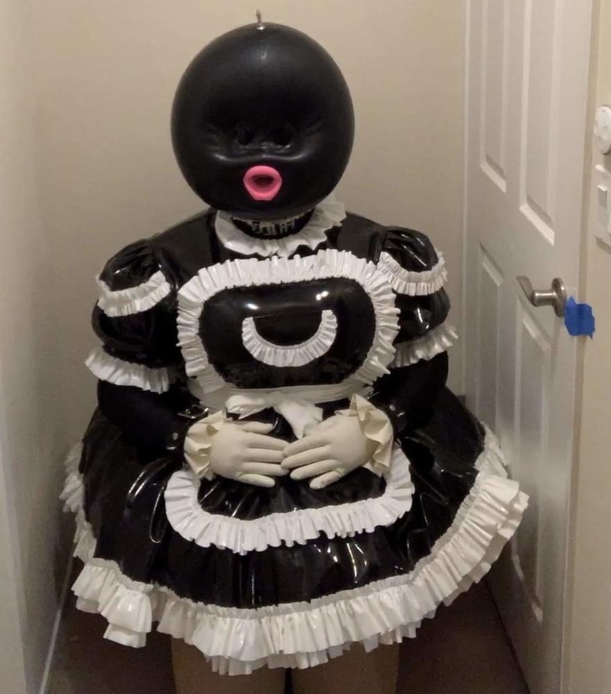 25P Black Ballhood Frilly Maid