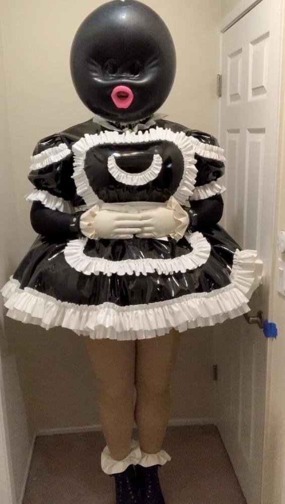 25P Black Ballhood Frilly Maid