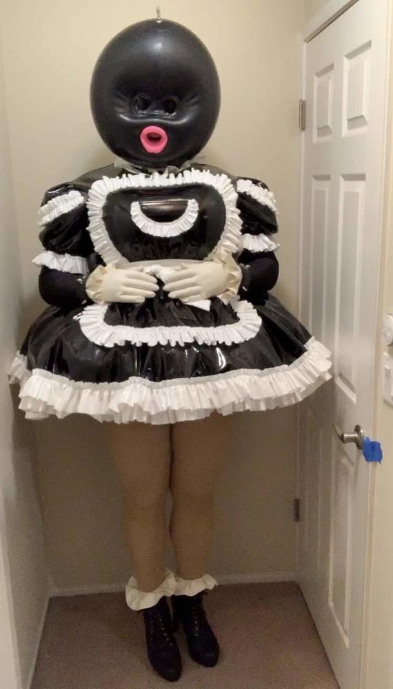 25P Black Ballhood Frilly Maid
