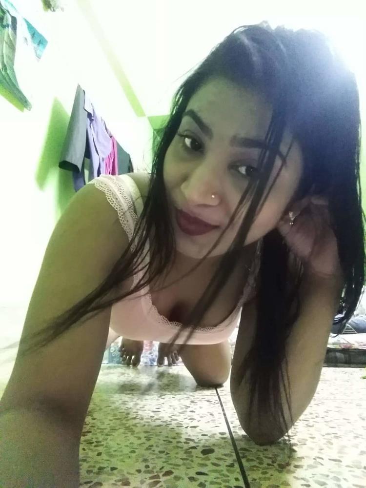 18P Bangladeshi Horny Married Bhabi New Leak