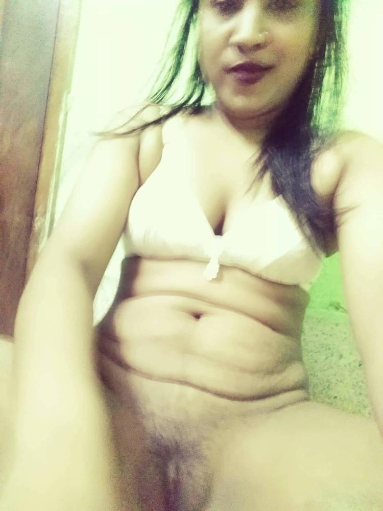 18P Bangladeshi Horny Married Bhabi New Leak