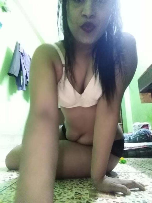 18P Bangladeshi Horny Married Bhabi New Leak