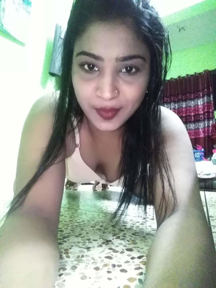 18P Bangladeshi Horny Married Bhabi New Leak
