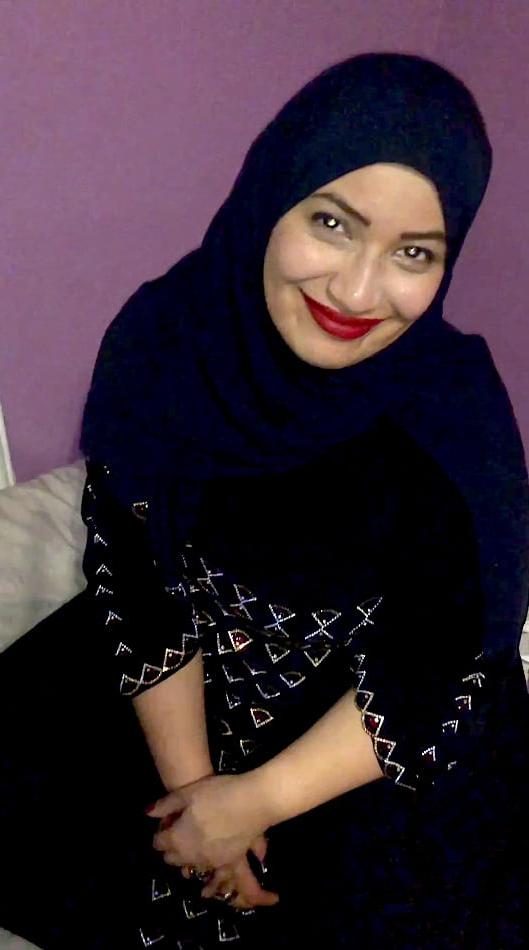 25P BEURETTE HIJAB SUCEUSE DE LUXE