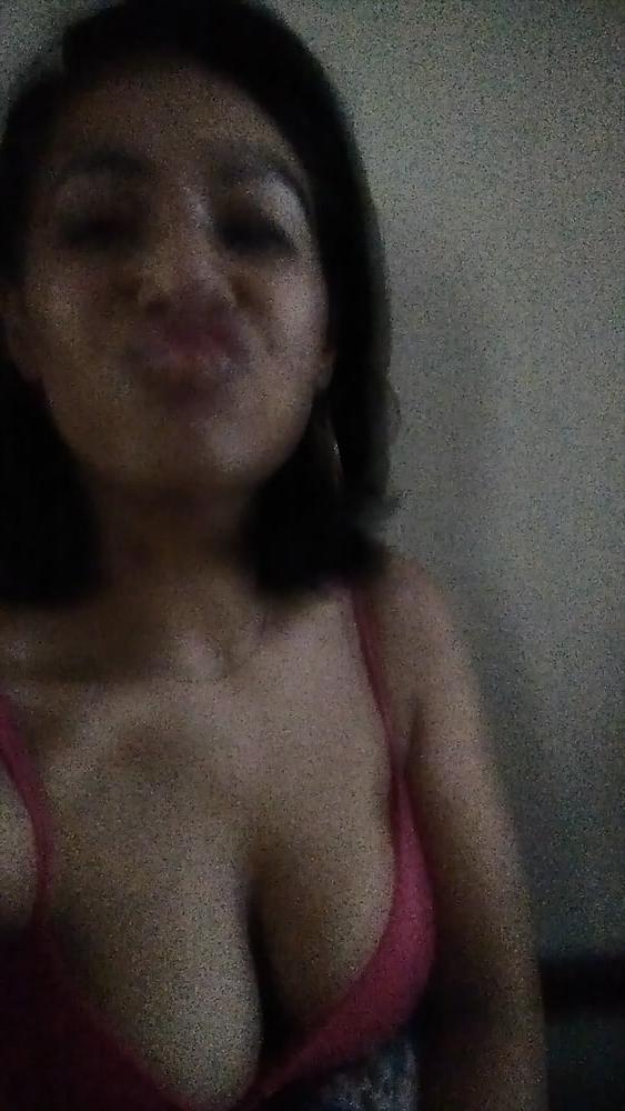 25P Hot indian babe in wild mode