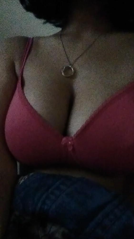 25P Hot indian babe in wild mode