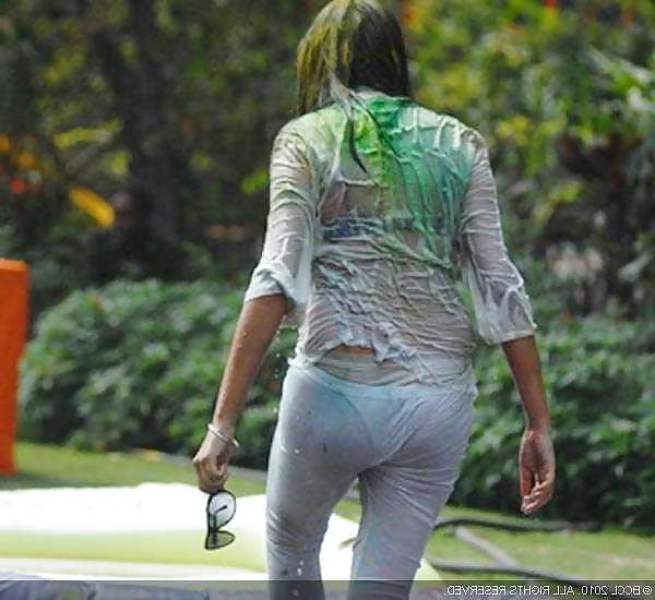 14P Wet indian girls