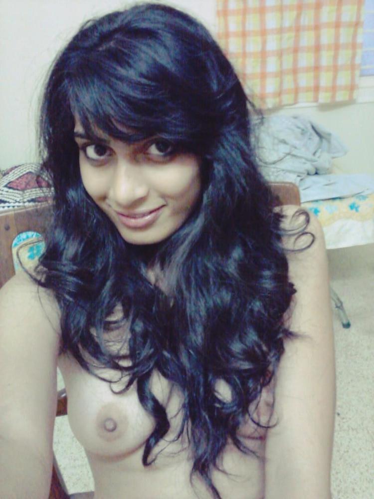 25P indian teen nude selfie