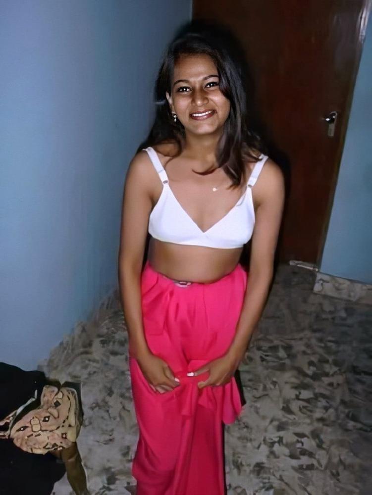 10P Indian girl stripping 02 retro remastered