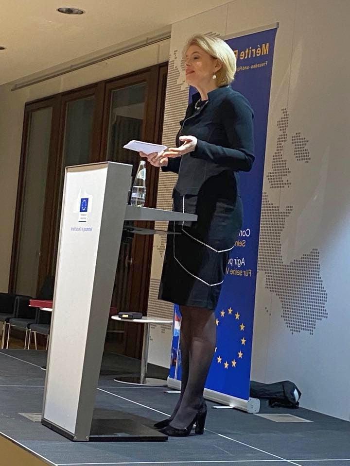 25P German Politician Julia Kloeckner