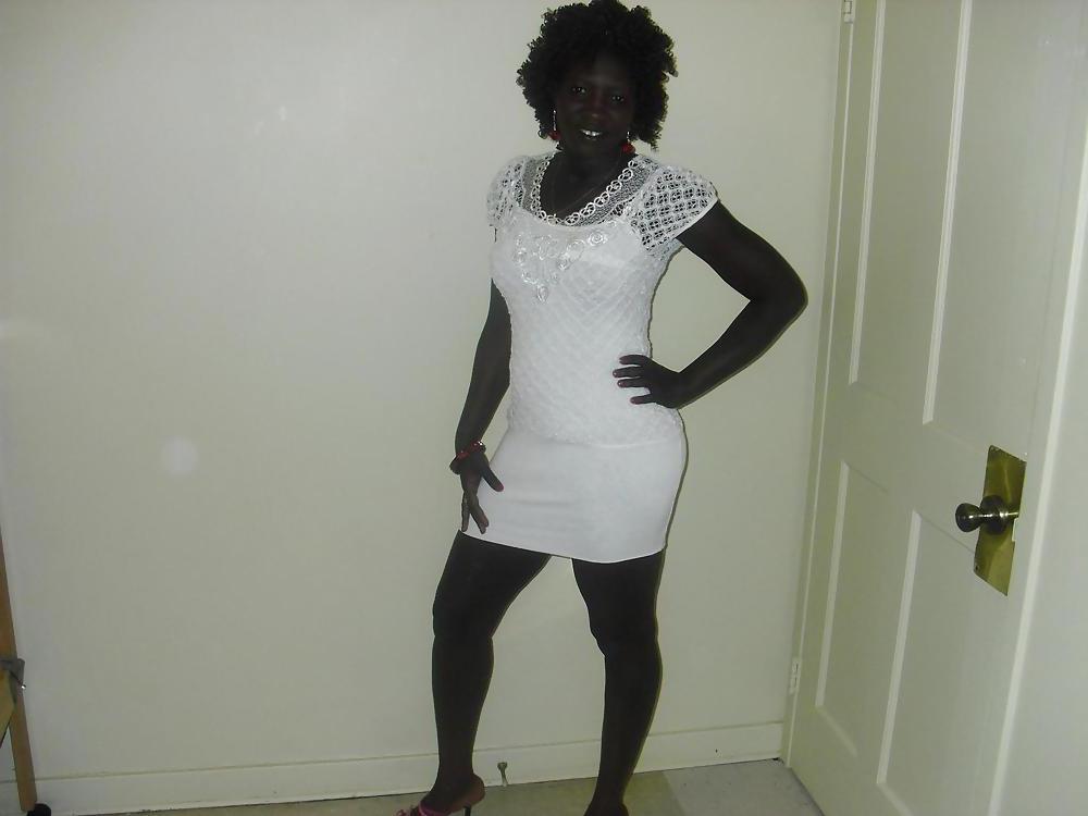 11P Beautiful ebony women