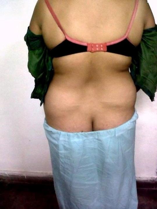25P Indian Aunty Ass