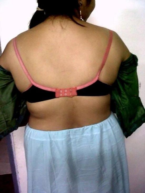 25P Indian Aunty Ass