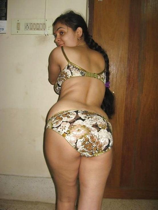 25P Indian Aunty Ass
